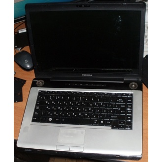 Ноутбук Toshiba Satellite A200-23P (Intel Core 2 Duo T7500 (2x2.2Ghz) /2048Mb DDR2 /200Gb /15.4" TFT 1280x800) - Перово
